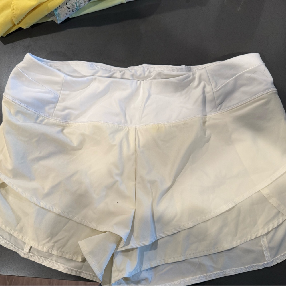 CALIA by Carrie Underwood Cream Athletic Shorts